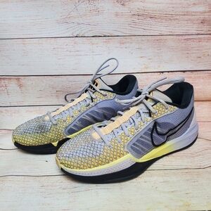 Nike Womens Size 11 Sabrina 1 Oxygen Purple/Black "Spark" Basketball Shoes